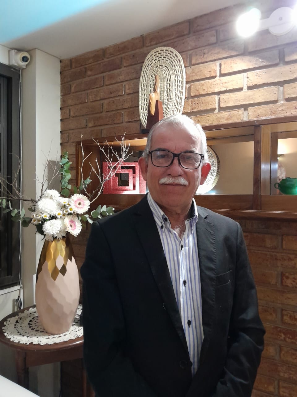 Sr. César Ramón González